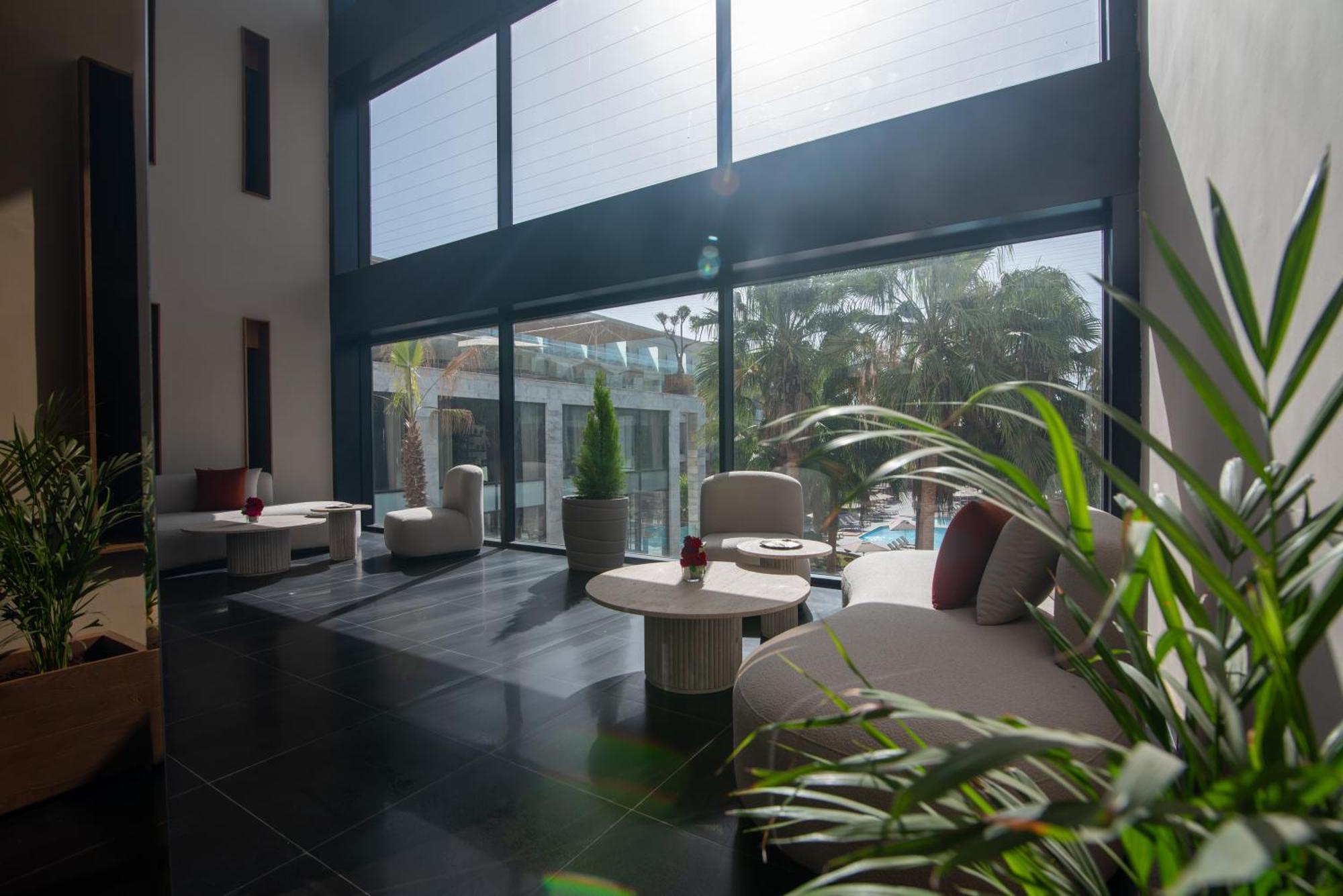 Dominium Palace Agadir Exterior photo Lobby