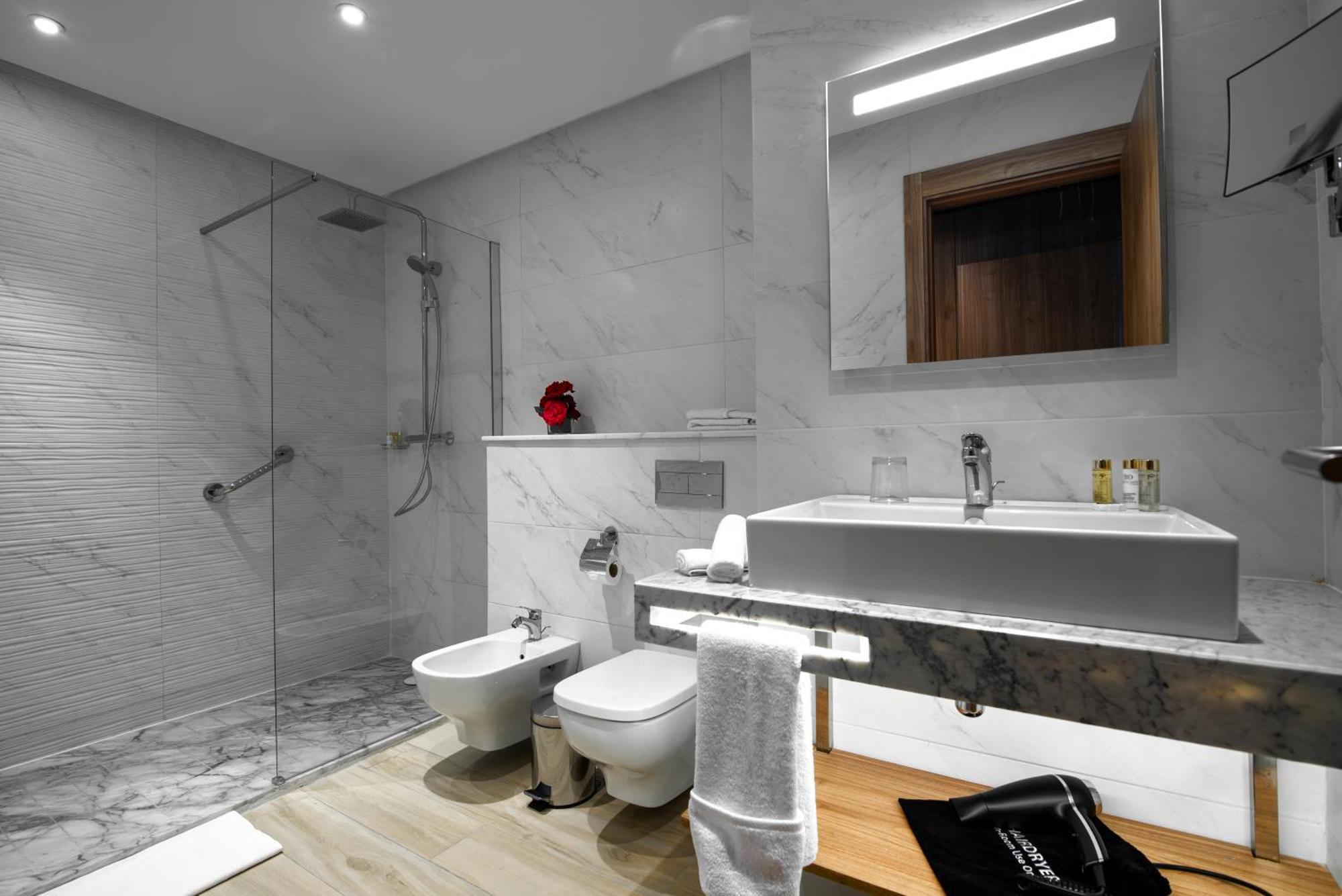 Dominium Palace Agadir Exterior photo Bathroom