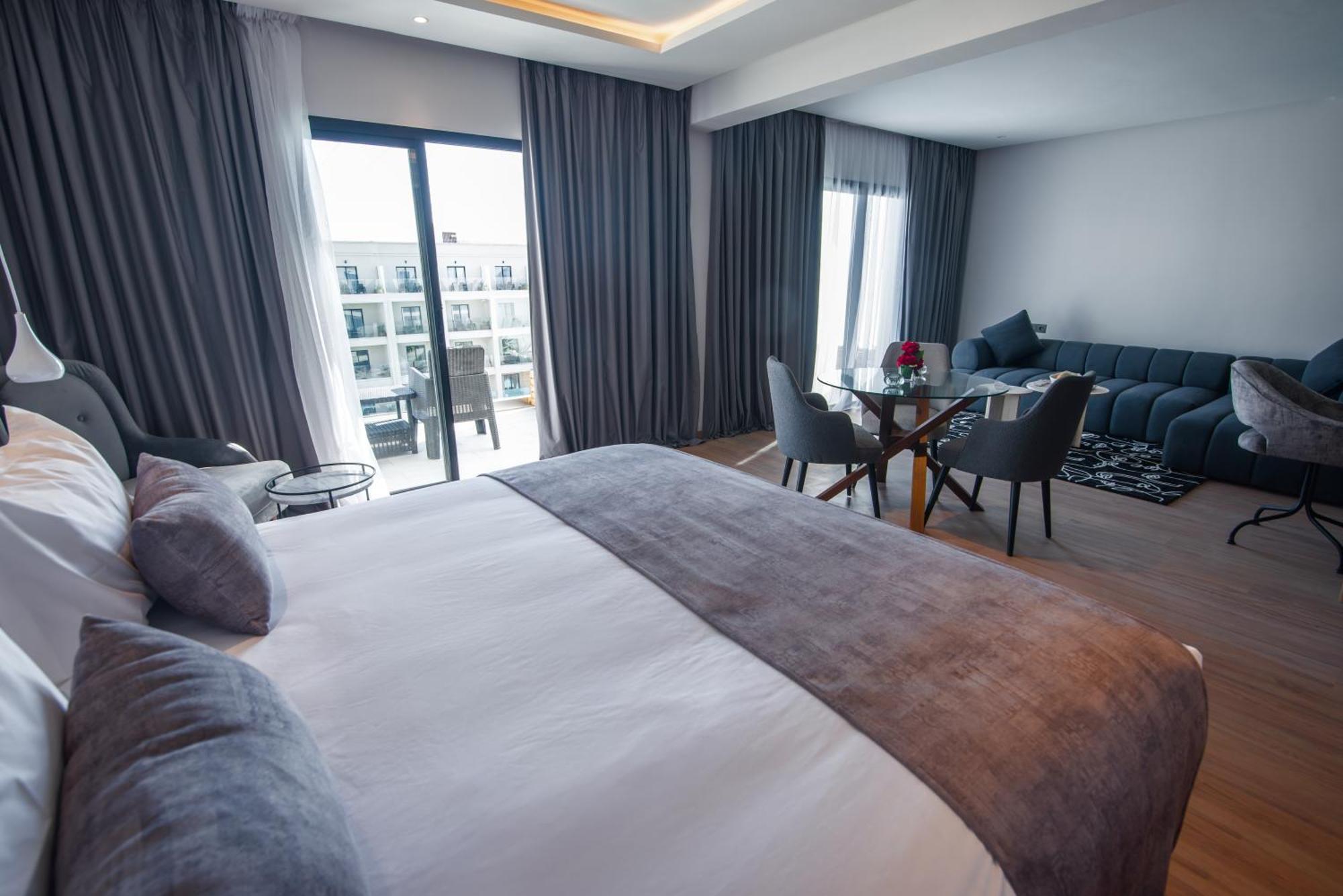 Dominium Palace Agadir Exterior photo Suite